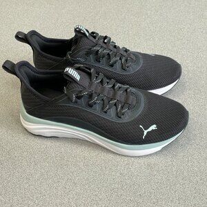 NWOB Puma Women's Size 6.5 SoftFoam+ Black Sneakers